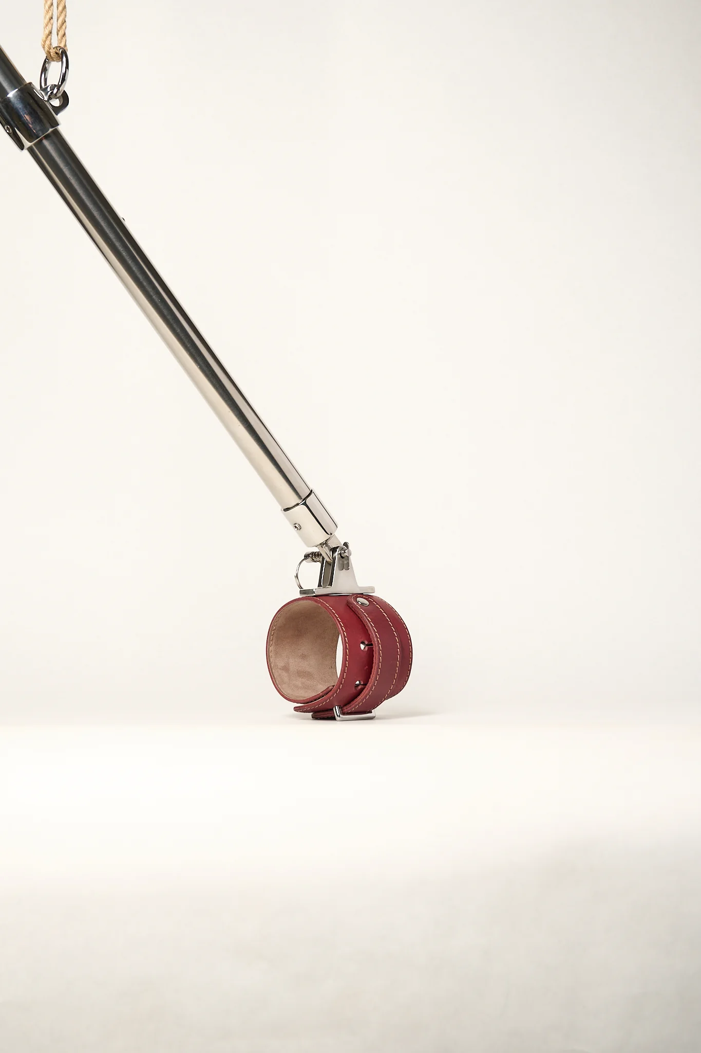 Leather Spreader Bar - Image 4