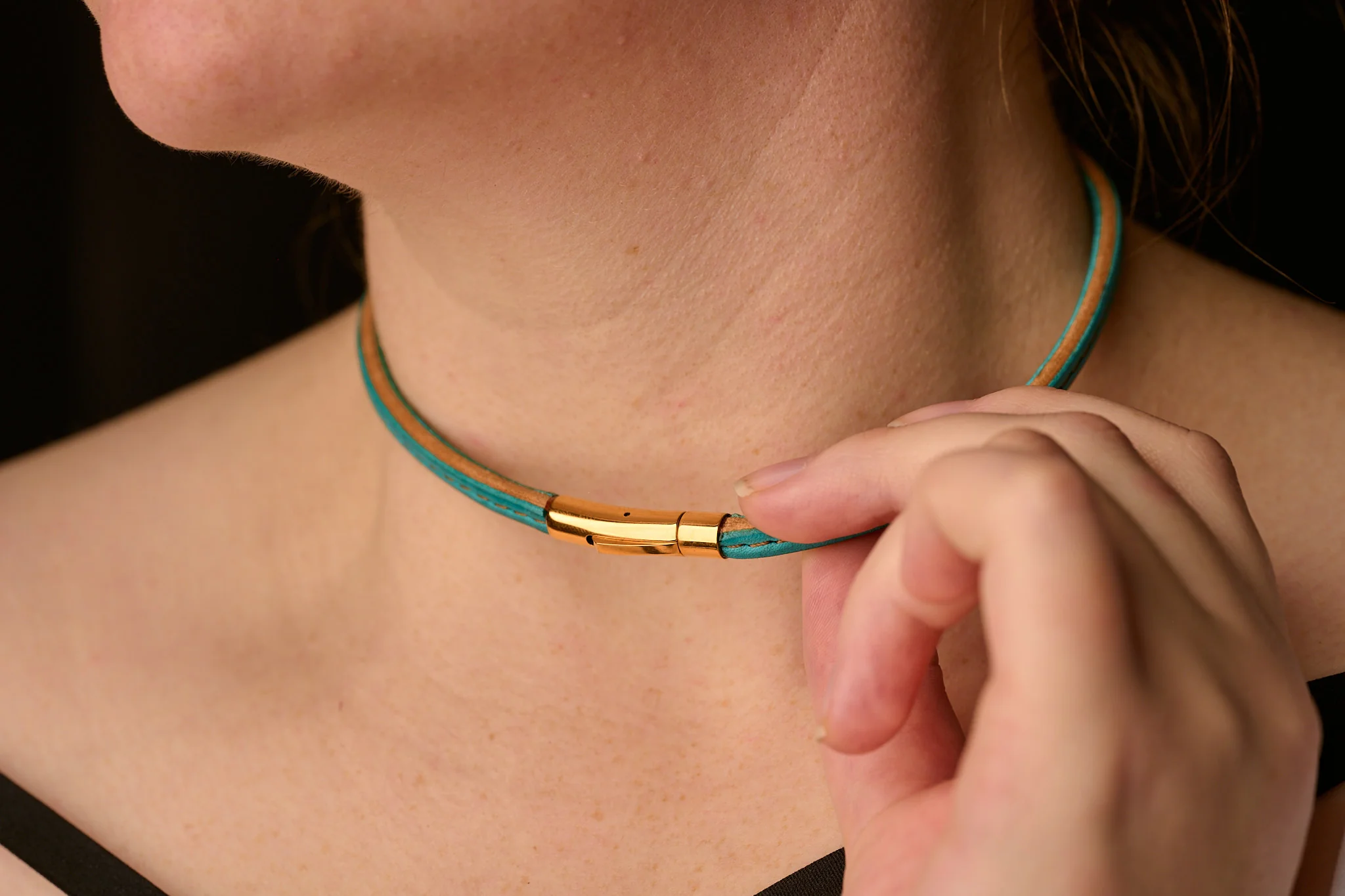 The Peek-A-Boo | Leather Day Collar - Image 17